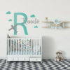 Vinilo decorativo de bebe inicial con avion y nubes